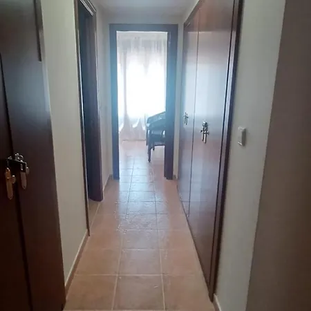 Why Not Golf Esuri Apartament *